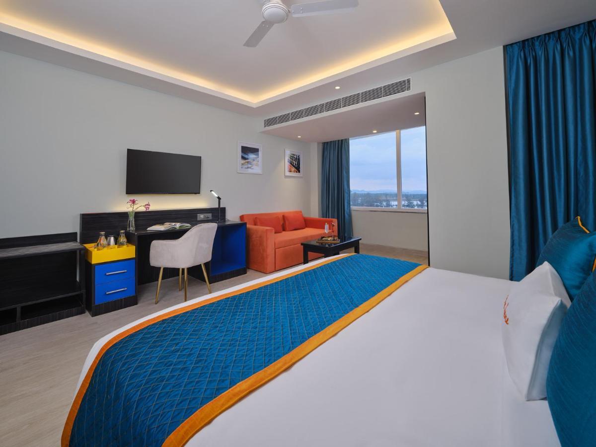 Zone Connect By The Park Port Blair Hotel Exterior photo